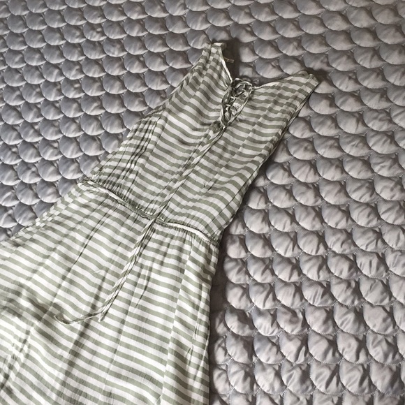 Green/white striped dress - Picture 2 of 3